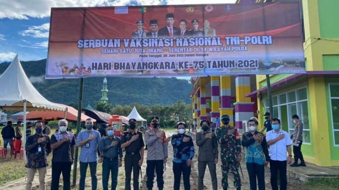 Vaksinasi di Kabupaten Enrekang Sulawesi Selatan