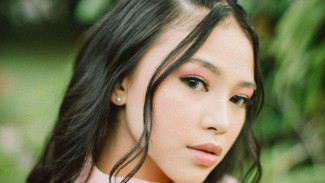 Anneth Gemetaran Menang Penyanyi Pendatang Baru Terbaik AMI Awards