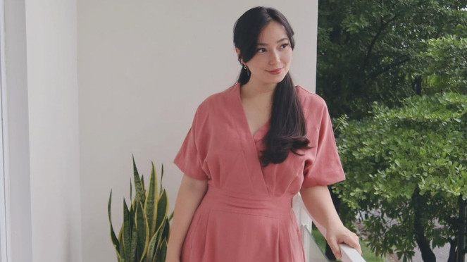 Kisah Asmirandah Pindah Agama Merasa Hidup Makin Berkah Halaman 2