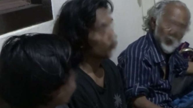 Para tersangka pemerkosaan dua anak di Padang, Sumbar.