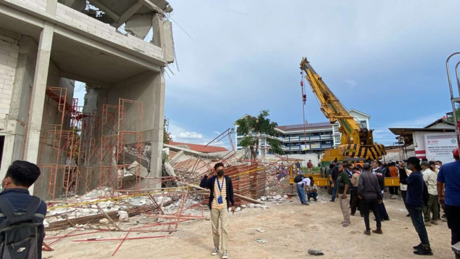 Gedung SMAN 96 Jakarta Roboh.