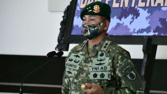 VIVA Militer: Panglima Divisi Infanteri 3/Kostrad, Mayjen TNI Kunto Arief Wibowo