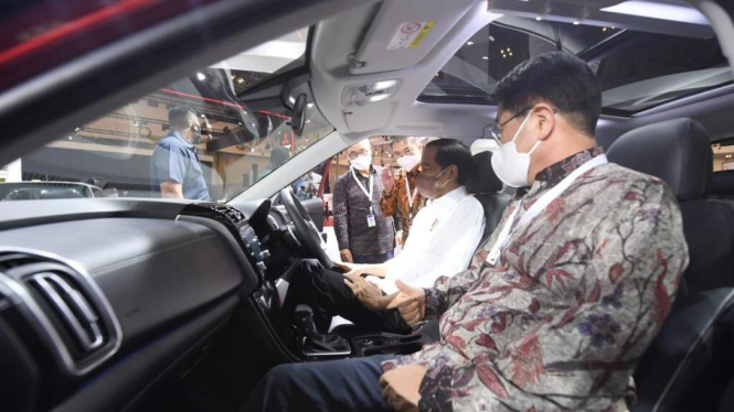 Presiden Jokowi di Hyundai Creta