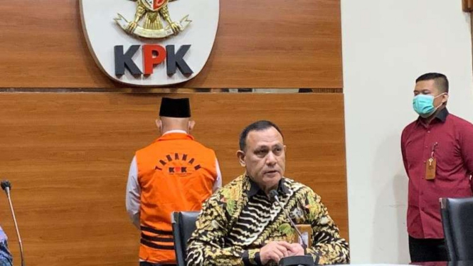 KPK tetapkan Bupati Hulu Sungai Utara, Abdul Wahid, sebagai tersangka.