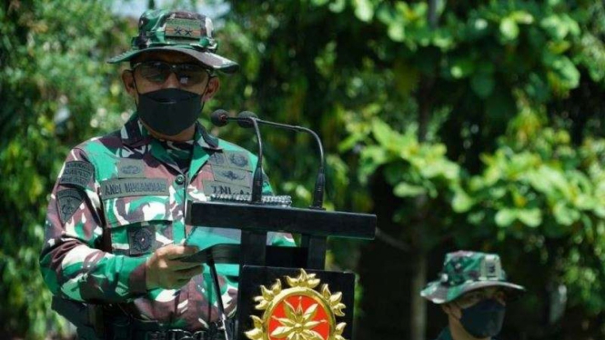 VIVA Militer: Panglima Divisi Infanteri 2/Kostrad, Mayjen TNI Andi Muhammad