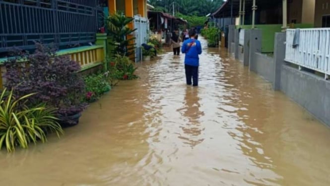 Banjir di Kabupaten Labuhanbatu Utara (Labura), Sumatera Utara.