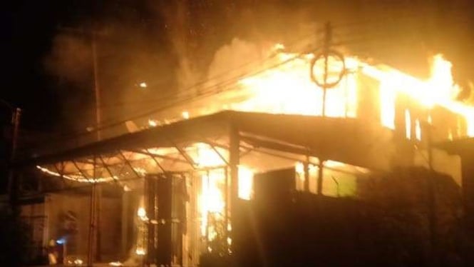 Kebakaran rumah di Jayapura, Papua.