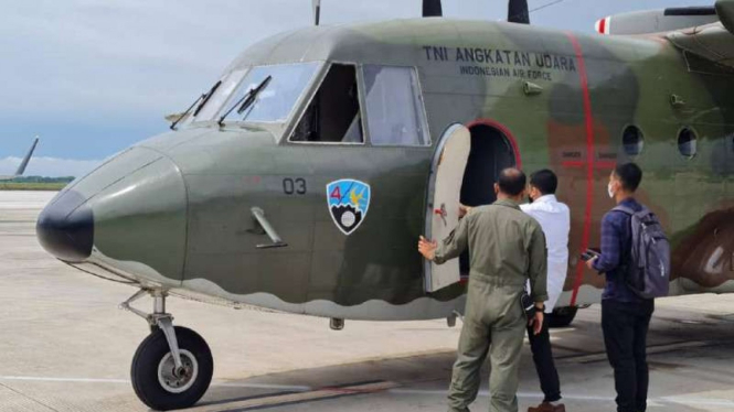 VIVA Militer: TNI Angkatan Udara kerahkan 2 pesawat C-212 Cassa ke Mandalika