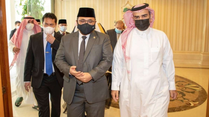 Menag Yaqut Dengan Menteri Haji dan Umrah Arab Saudi H.E Taufig F. Alrabiah 