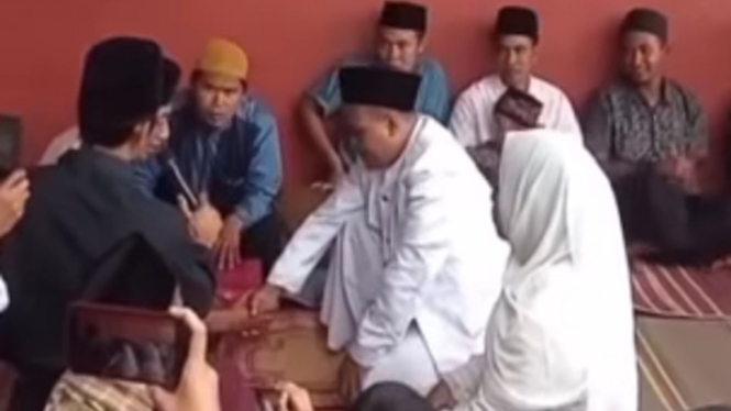 Viral Pengantin Ini Sebut Mas Kawinnya Seperangkat Alat Sekolah 