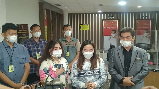 Anggiat Pasaribu mencabut laporan polisi ibunda Arteria Dahlan