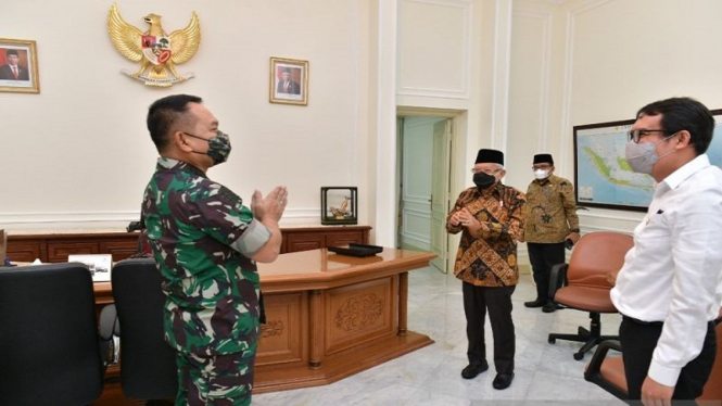 KSAD Jenderal TNI Dudung Abdurrachman bertemu Wapres Maruf Amin