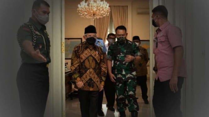 VIVA Militer: Jenderal TNI DA dan Kiai Maruf