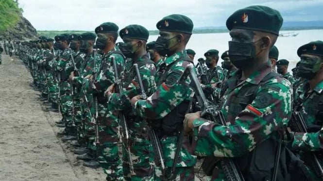 VIVA Militer: 79 prajurit Pandawa Kostrad resmi sandang Brevet Raider