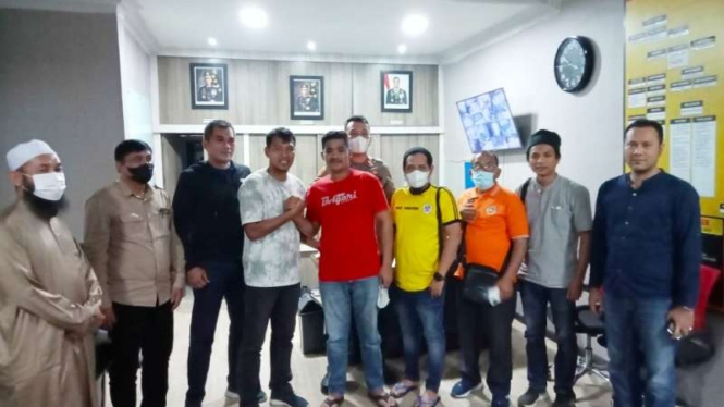 Perdamaian Saktiawan Sinaga dan Reza Sirait, Official Tanjungbalai United