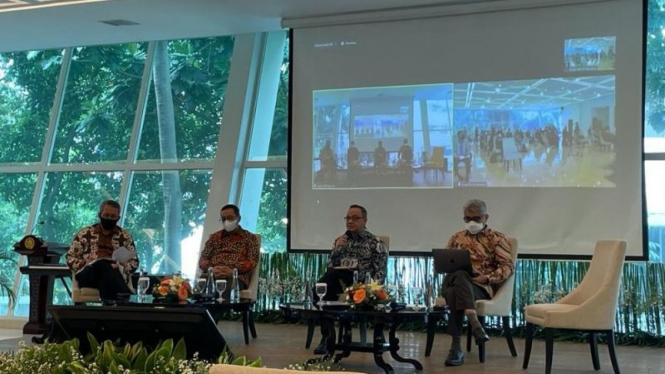 Media gathering dengan para eselon I Kementerian Luar Negeri RI di Jakarta.