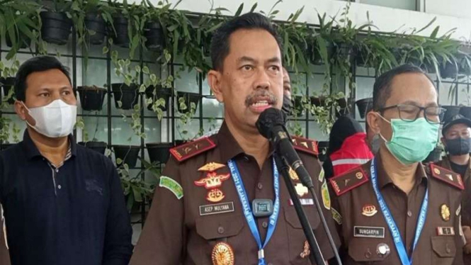 Kepala Kejati Jawa Barat Asep N Mulyana