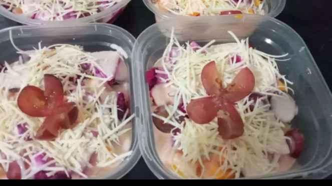 Salad buah mayones