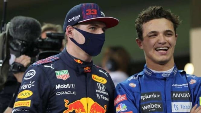 Pembalap tim Red Bull Max Verstappen dan pembalap McLaren Lando Norris 
