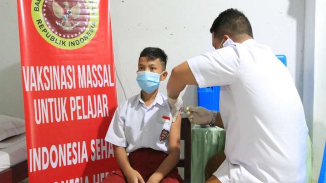 Vaksinasi anak di Sulawesi Utara