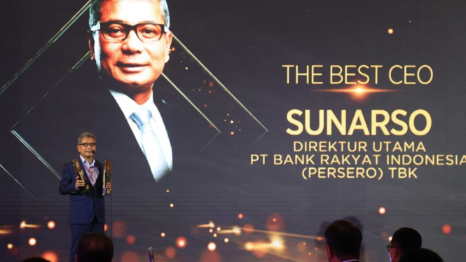 Direktur Utama BRI Sunarso dinobatkan sebagai The Best CEO.