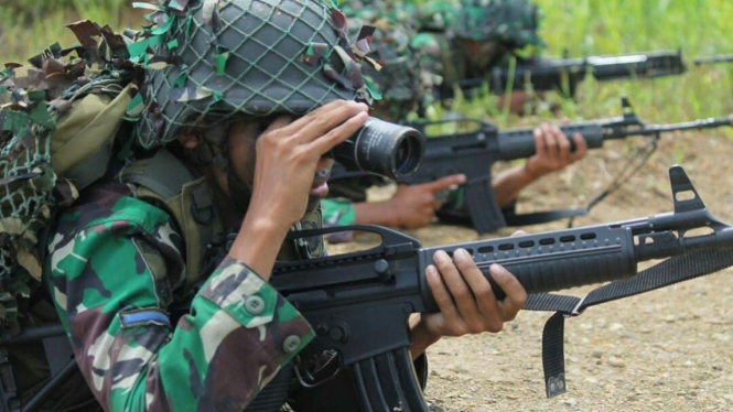 VIVA Militer: Prajurit Yonif 11/Marinir serang markas KKB Papua