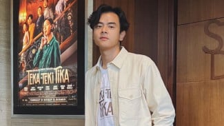 Dion Wiyoko Encok Main Film Teka Teki Tika