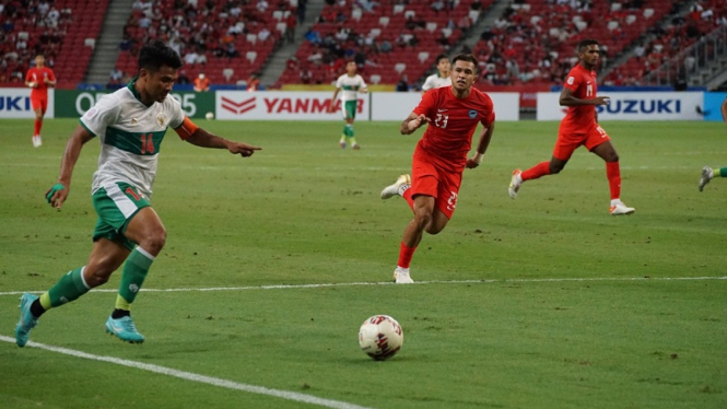 Bek sayap Timnas Indonesia, Asnawi Mangkualam di laga Vs SIngapura