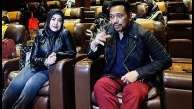 Penyanyi Wirdha Sylvina bersama sang suami, Zecky Alatas