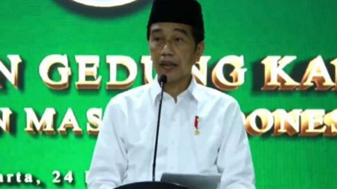 Presiden Jokowi saat resmikan kantor pusat DMI.