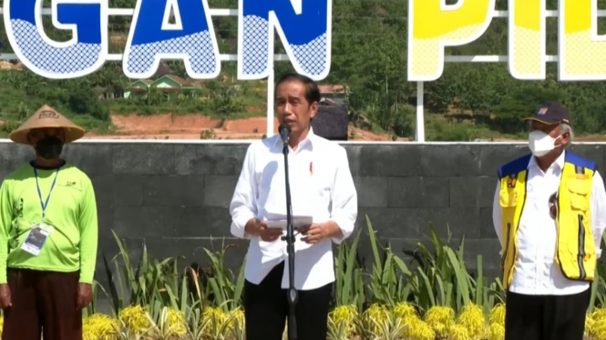 Presiden Jokowi.