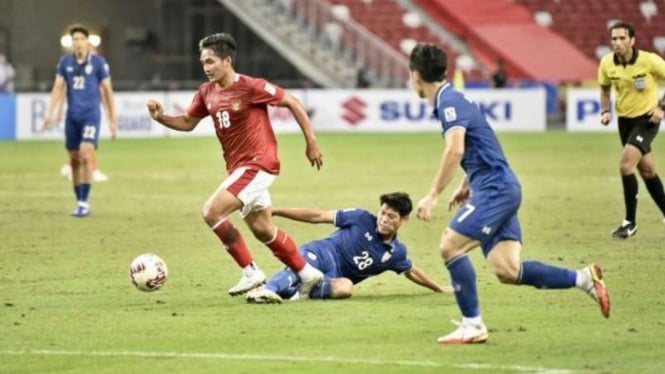 Duel Timnas Indonesia vs Thailand di leg 1 final Piala AFF 2020.