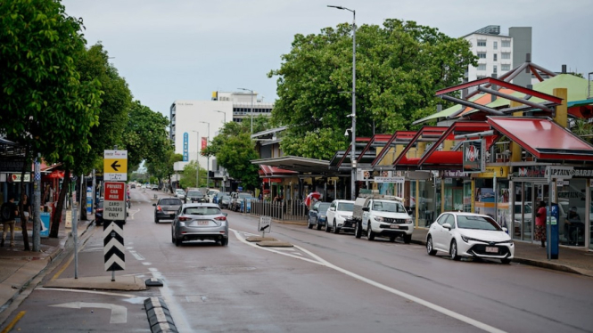 Gempa yang terjadi di Laut Banda terasa hingga kota Darwin, Kawasan Australia Utara. (ABC News: Michael Franchi)