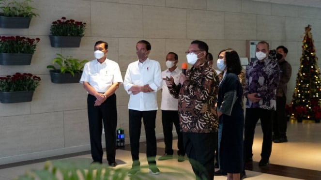 Presiden Jokowi saat mengecek proyek yang jadi studi banding untuk Ibu Kota Baru. Presiden Jokowi saat mengecek proyek yang jadi studi banding untuk Ibu Kota Baru.