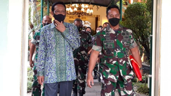 Sri Sultan HB X dan Panglima TNI Jenderal Andika Perkasa.
