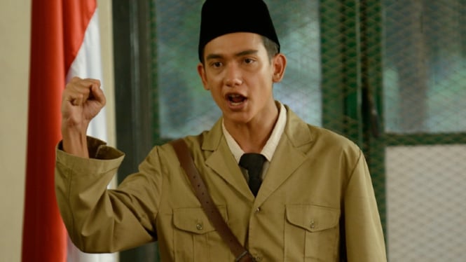 Adipati Dolken di film Jenderal Soedirman.