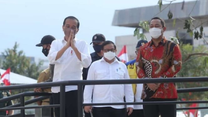 Presiden Jokowi resmikan Pasar Johar, Semarang, Jawa Tengah.