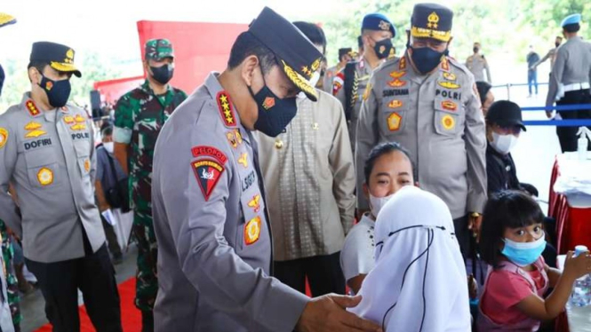 Kapolri menghadiri kegiatan akselerasi vaksinasi di Kabupaten Bandung