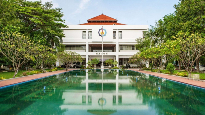 Institut Teknologi Sepuluh Nopember (ITS) Surabaya