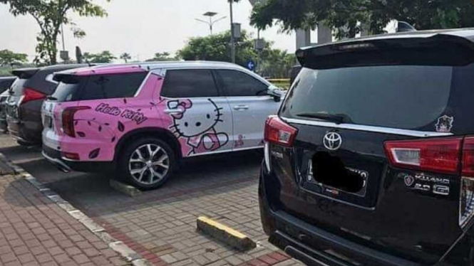 Hyundai palisade Hello Kitty