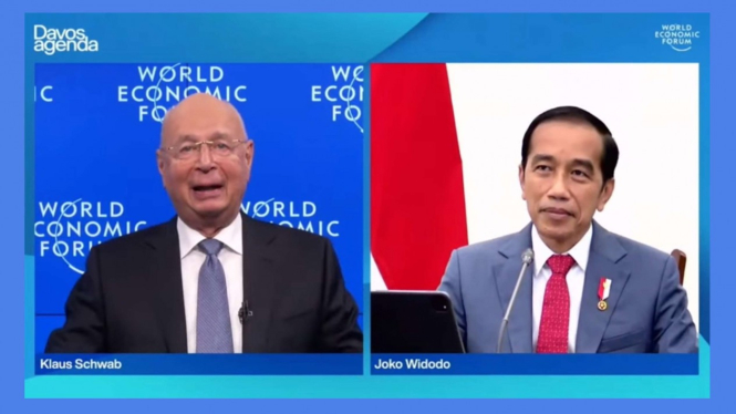 Presiden Jokowi dan Ketua Eksekutif WEF Klaus Schwab.