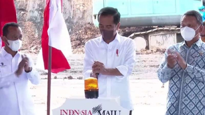 Jokowi groundbreaking proyek DME di Muara Enim, Sumatera Selatan.