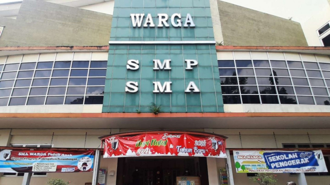 PTM di SMA Warga Solo ditiadakan imbas ditemukan kasus COVID-19.