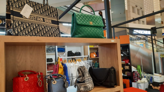 News! Irresistible Bazaar Jual Tas Branded Asli dan Murah - Fashion