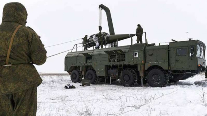 VIVA Militer: Rudal balistik 9K720 Iskander militer Rusia