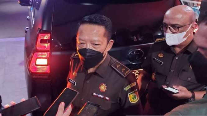 Jaksa Agung Muda Tindak Pidana Khusus Kejaksaan Agung RI Febrie Adriansyah berbicara kepada pers di kantornya, Jakarta, Kamis, 27 Januari 2022.