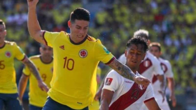 Duel Kolombia vs Peru.