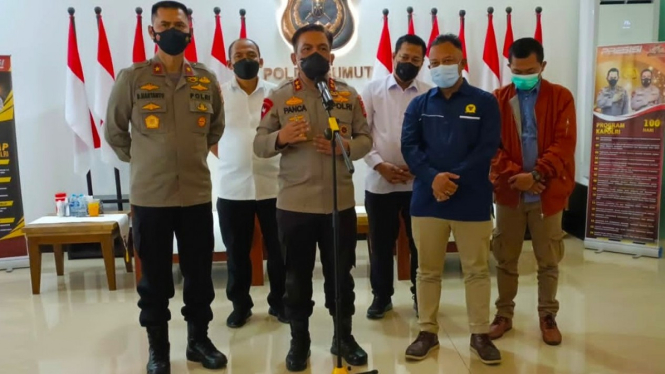 Kapolda Sumut, Irjen Panca Putra Simanjuntak dan Komnas HAM saat beri keterangan pers