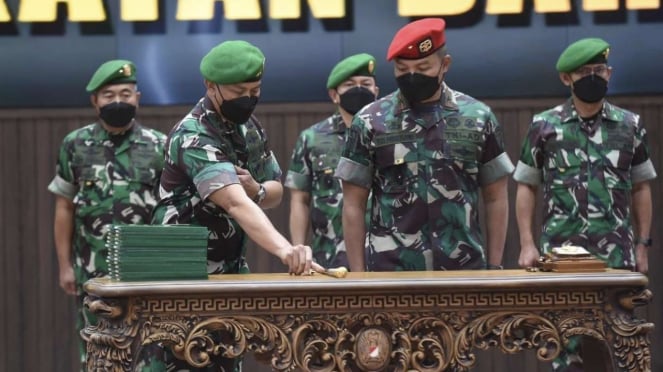 Selain Pangkostrad, KSAD Lantik Mayjen TNI Widi Jadi Danjen Kopassus