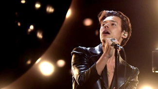 Keluarga Michael Jackson Protes Harry Styles Jadi King of Pop Baru